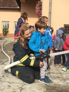 DVD Stupnik u posjeti Dječjem vrtiću Hrvatski Leskovac