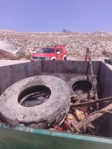 Ronioci DVD-a Stupnik na eko-akciji Paški most