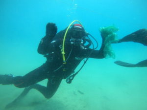 DVD Stupnik na eko akciji čišćenja podmorja u Zaglavu, Dugi otok